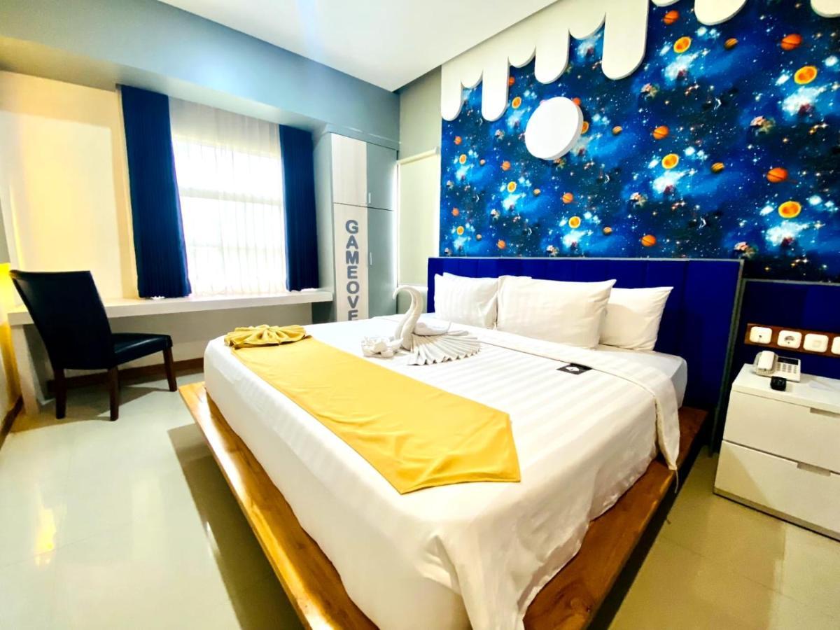 Luminor Hotel Banyuwangi By Wh Exterior foto