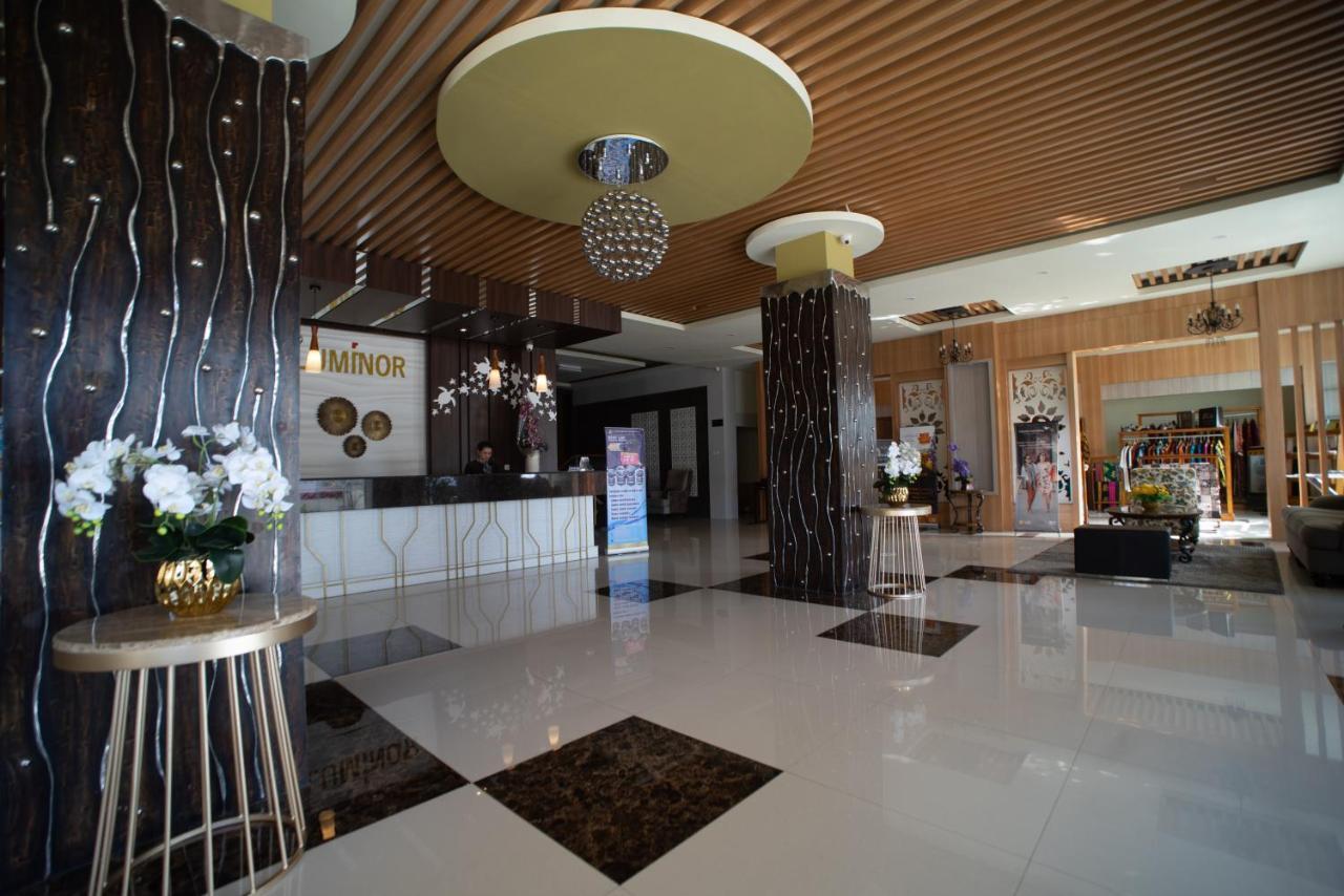 Luminor Hotel Banyuwangi By Wh Exterior foto