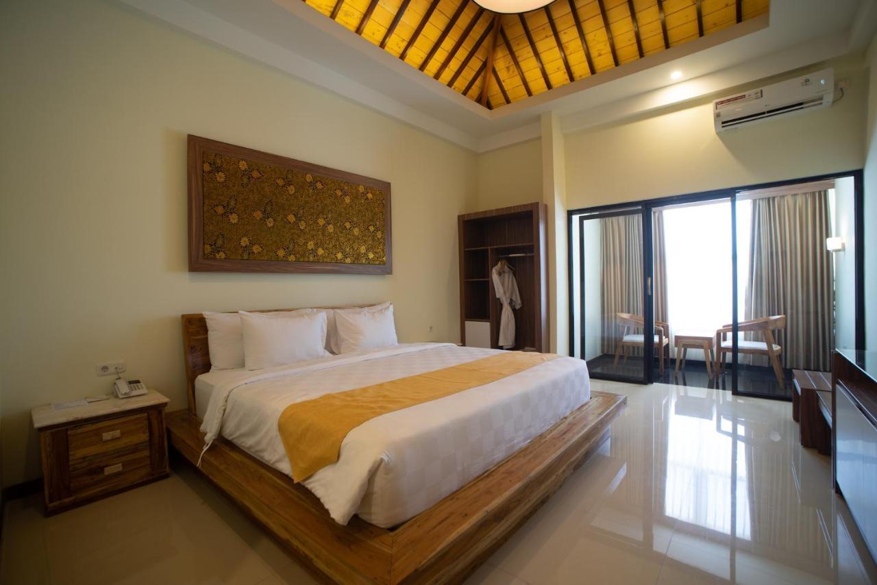 Luminor Hotel Banyuwangi By Wh Exterior foto