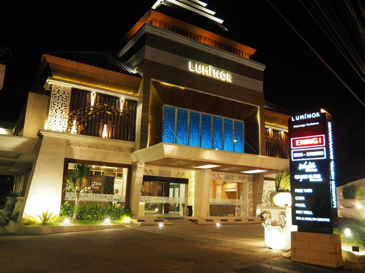 Luminor Hotel Banyuwangi By Wh Exterior foto